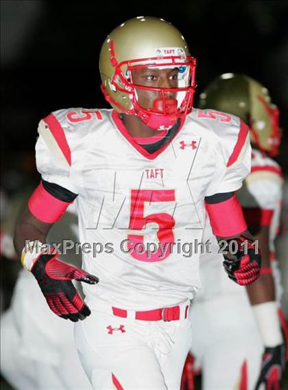 Thumbnail 2 in Dorsey vs Taft photogallery.