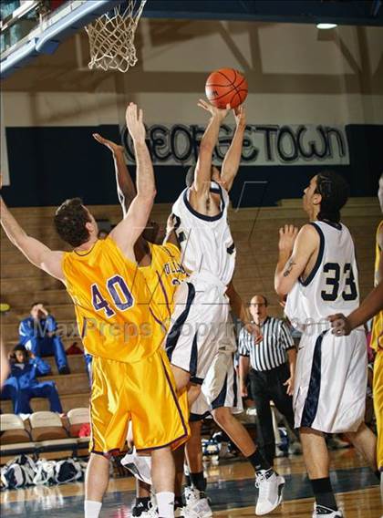 Thumbnail 2 in Stony Point vs. Midland (Georgetown Jack Frost Invitational) photogallery.