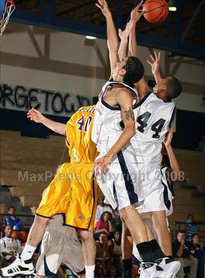 Thumbnail 2 in Stony Point vs. Midland (Georgetown Jack Frost Invitational) photogallery.
