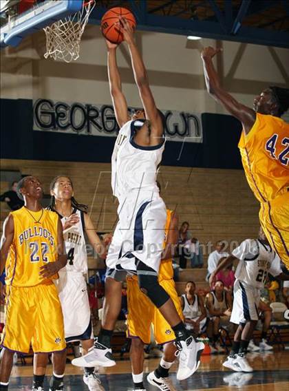 Thumbnail 3 in Stony Point vs. Midland (Georgetown Jack Frost Invitational) photogallery.