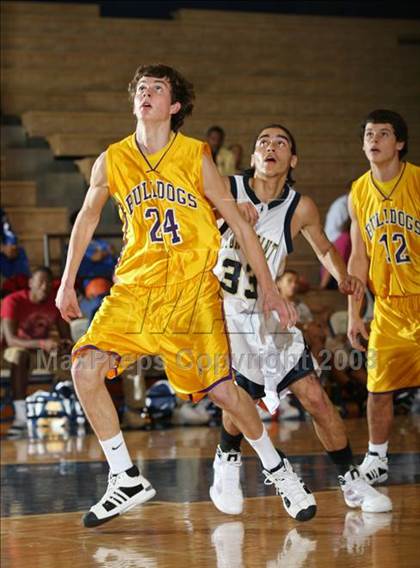 Thumbnail 1 in Stony Point vs. Midland (Georgetown Jack Frost Invitational) photogallery.