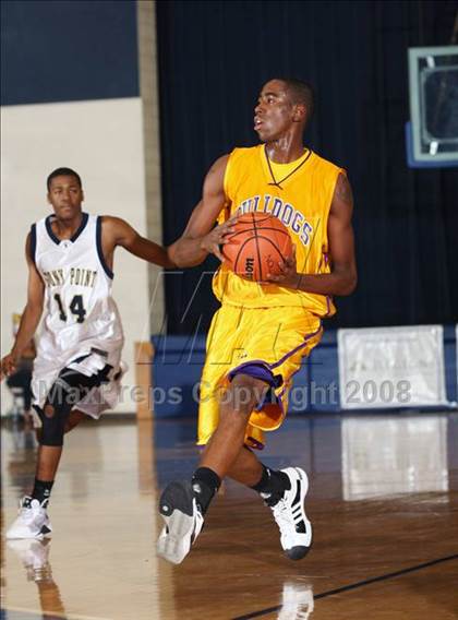 Thumbnail 2 in Stony Point vs. Midland (Georgetown Jack Frost Invitational) photogallery.