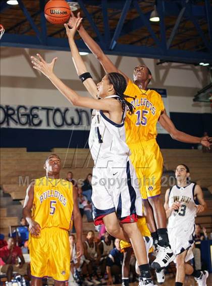 Thumbnail 1 in Stony Point vs. Midland (Georgetown Jack Frost Invitational) photogallery.