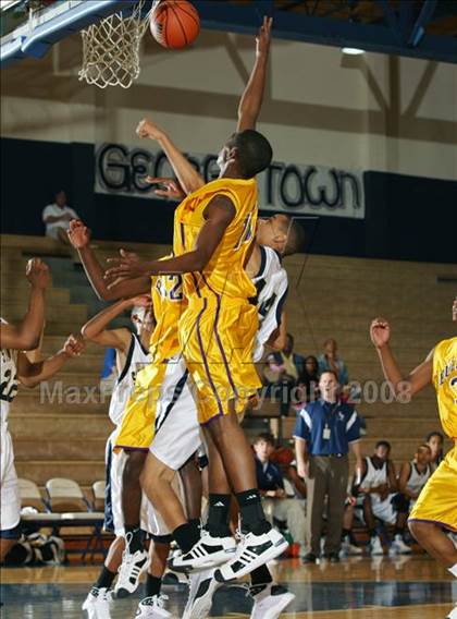 Thumbnail 2 in Stony Point vs. Midland (Georgetown Jack Frost Invitational) photogallery.