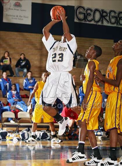 Thumbnail 2 in Stony Point vs. Midland (Georgetown Jack Frost Invitational) photogallery.