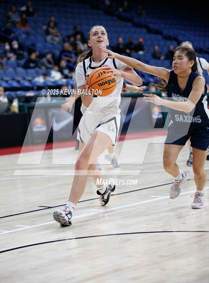 Thumbnail 2 in Oak Park vs. North (CIF SS DIVISION 2AA FINAL) photogallery.