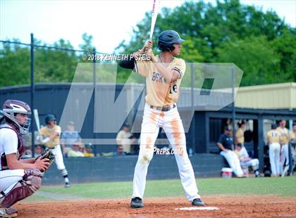 Thumbnail 3 in Jennings vs. Berwick (LHSAA 3A Regional Playoff) photogallery.