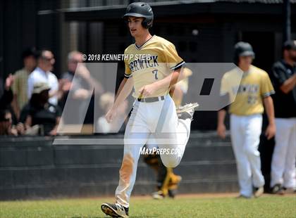 Thumbnail 3 in Jennings vs. Berwick (LHSAA 3A Regional Playoff) photogallery.