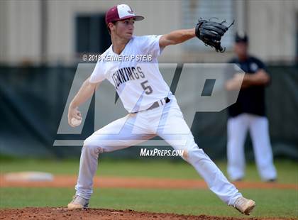 Thumbnail 3 in Jennings vs. Berwick (LHSAA 3A Regional Playoff) photogallery.