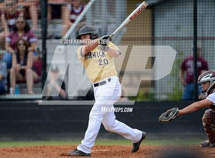 Thumbnail 2 in Jennings vs. Berwick (LHSAA 3A Regional Playoff) photogallery.