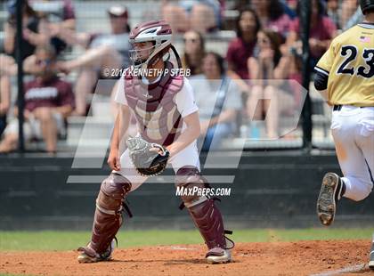 Thumbnail 1 in Jennings vs. Berwick (LHSAA 3A Regional Playoff) photogallery.