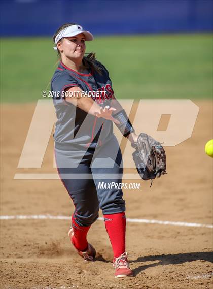 Thumbnail 3 in Great Oak @ Murrieta Valley photogallery.