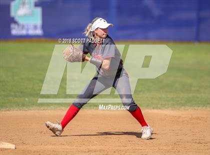 Thumbnail 2 in Great Oak @ Murrieta Valley photogallery.