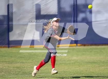 Thumbnail 2 in Great Oak @ Murrieta Valley photogallery.