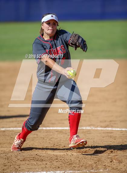Thumbnail 3 in Great Oak @ Murrieta Valley photogallery.