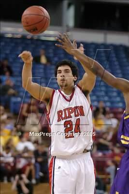 Thumbnail 3 in Escalon vs Ripon (D4 Sec. Final)#1 photogallery.