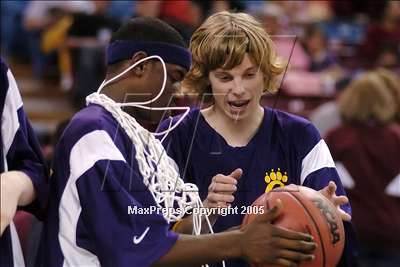 Thumbnail 2 in Escalon vs Ripon (D4 Sec. Final)#1 photogallery.
