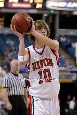 Thumbnail 1 in Escalon vs Ripon (D4 Sec. Final)#1 photogallery.