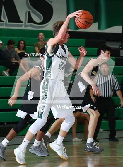 Thumbnail 1 in Calabasas @ Thousand Oaks photogallery.