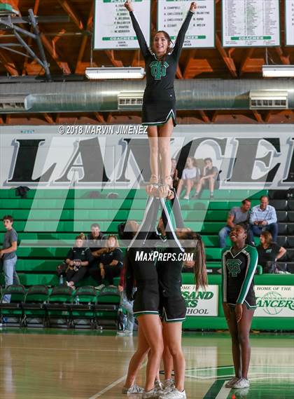Thumbnail 1 in Calabasas @ Thousand Oaks photogallery.