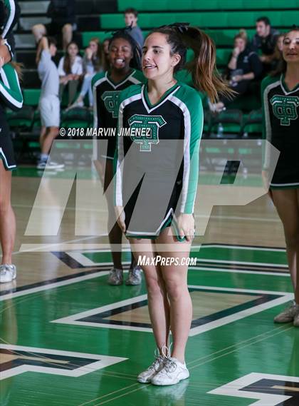 Thumbnail 1 in Calabasas @ Thousand Oaks photogallery.