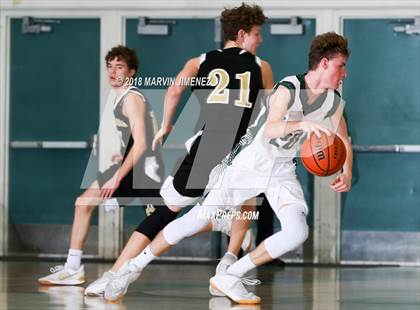 Thumbnail 3 in Calabasas @ Thousand Oaks photogallery.
