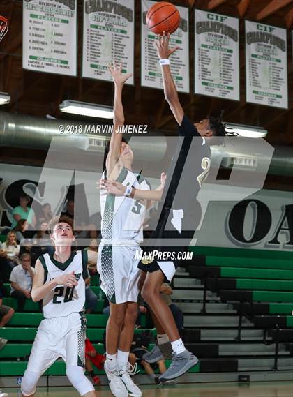 Thumbnail 1 in Calabasas @ Thousand Oaks photogallery.