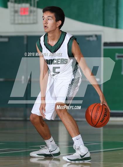 Thumbnail 3 in Calabasas @ Thousand Oaks photogallery.