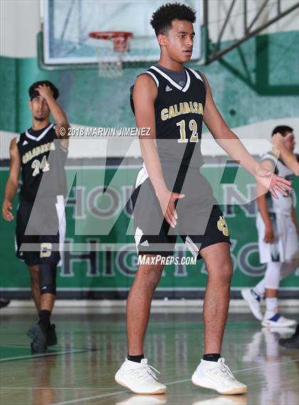 Thumbnail 1 in Calabasas @ Thousand Oaks photogallery.