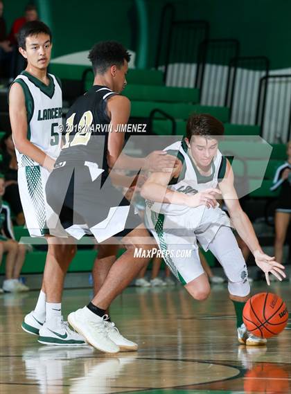 Thumbnail 3 in Calabasas @ Thousand Oaks photogallery.