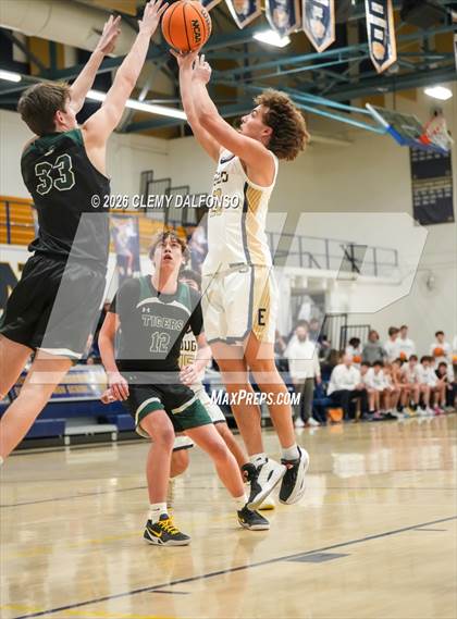 Thumbnail 1 in JV: Summit @ Evergreen photogallery.