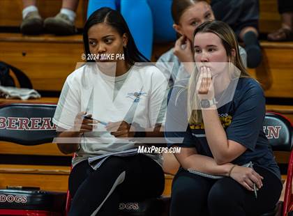 Thumbnail 3 in Northwood Temple Academy vs. Mintz Christian Academy photogallery.
