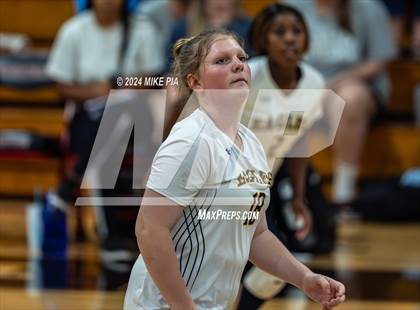 Thumbnail 3 in Northwood Temple Academy vs. Mintz Christian Academy photogallery.