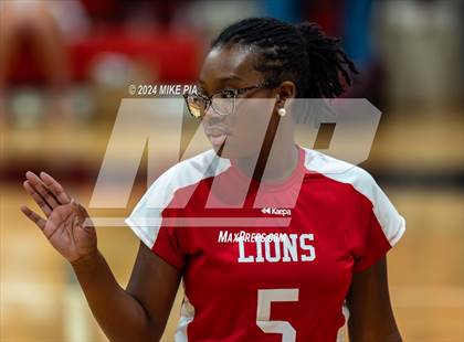 Thumbnail 2 in Northwood Temple Academy vs. Mintz Christian Academy photogallery.