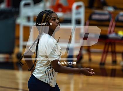 Thumbnail 3 in Northwood Temple Academy vs. Mintz Christian Academy photogallery.