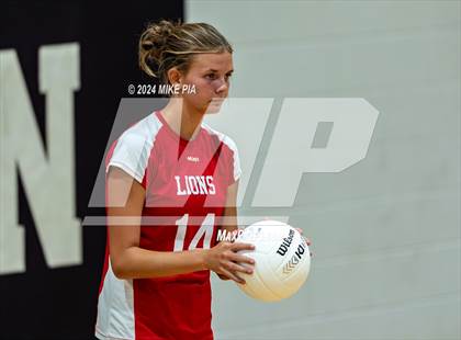 Thumbnail 1 in Northwood Temple Academy vs. Mintz Christian Academy photogallery.