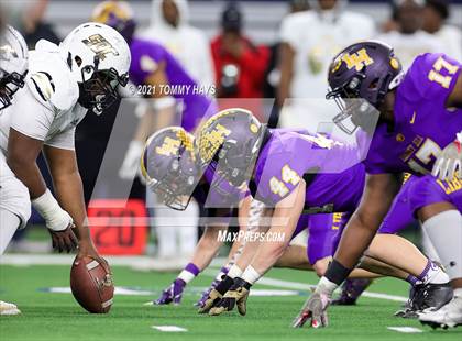 Thumbnail 1 in South Oak Cliff vs. Liberty Hill (UIL Football 5A D2 Finals) photogallery.