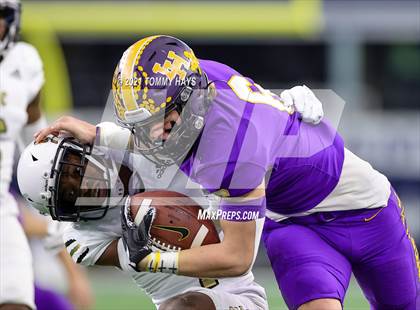 Thumbnail 2 in South Oak Cliff vs. Liberty Hill (UIL Football 5A D2 Finals) photogallery.