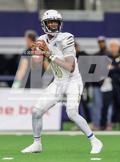 Thumbnail 1 in South Oak Cliff vs. Liberty Hill (UIL Football 5A D2 Finals) photogallery.