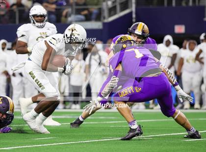 Thumbnail 1 in South Oak Cliff vs. Liberty Hill (UIL Football 5A D2 Finals) photogallery.