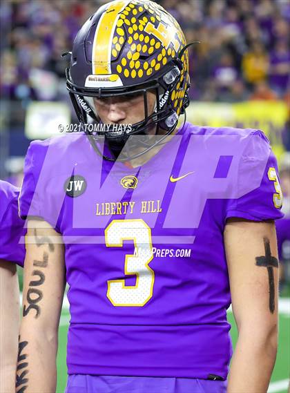Thumbnail 2 in South Oak Cliff vs. Liberty Hill (UIL Football 5A D2 Finals) photogallery.