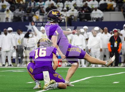 Thumbnail 2 in South Oak Cliff vs. Liberty Hill (UIL Football 5A D2 Finals) photogallery.