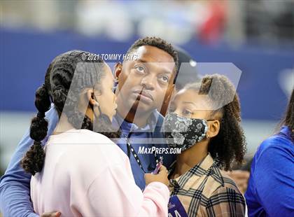 Thumbnail 3 in South Oak Cliff vs. Liberty Hill (UIL Football 5A D2 Finals) photogallery.