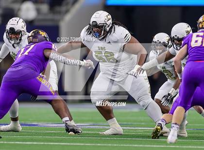 Thumbnail 1 in South Oak Cliff vs. Liberty Hill (UIL Football 5A D2 Finals) photogallery.