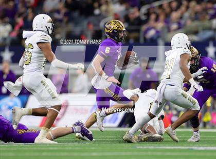 Thumbnail 3 in South Oak Cliff vs. Liberty Hill (UIL Football 5A D2 Finals) photogallery.