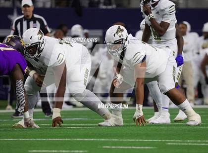 Thumbnail 3 in South Oak Cliff vs. Liberty Hill (UIL Football 5A D2 Finals) photogallery.
