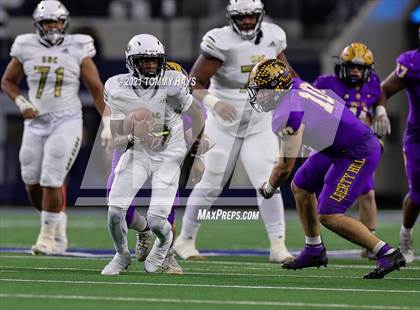 Thumbnail 2 in South Oak Cliff vs. Liberty Hill (UIL Football 5A D2 Finals) photogallery.