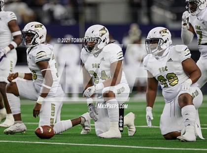 Thumbnail 1 in South Oak Cliff vs. Liberty Hill (UIL Football 5A D2 Finals) photogallery.