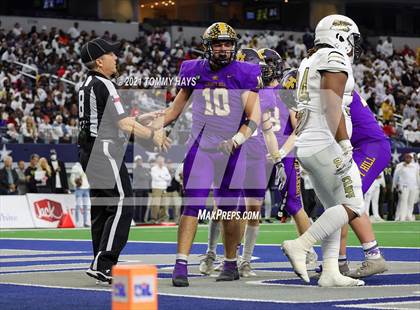 Thumbnail 3 in South Oak Cliff vs. Liberty Hill (UIL Football 5A D2 Finals) photogallery.