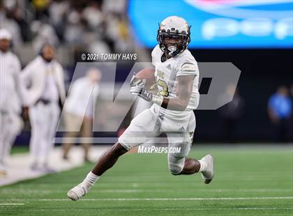 Thumbnail 2 in South Oak Cliff vs. Liberty Hill (UIL Football 5A D2 Finals) photogallery.